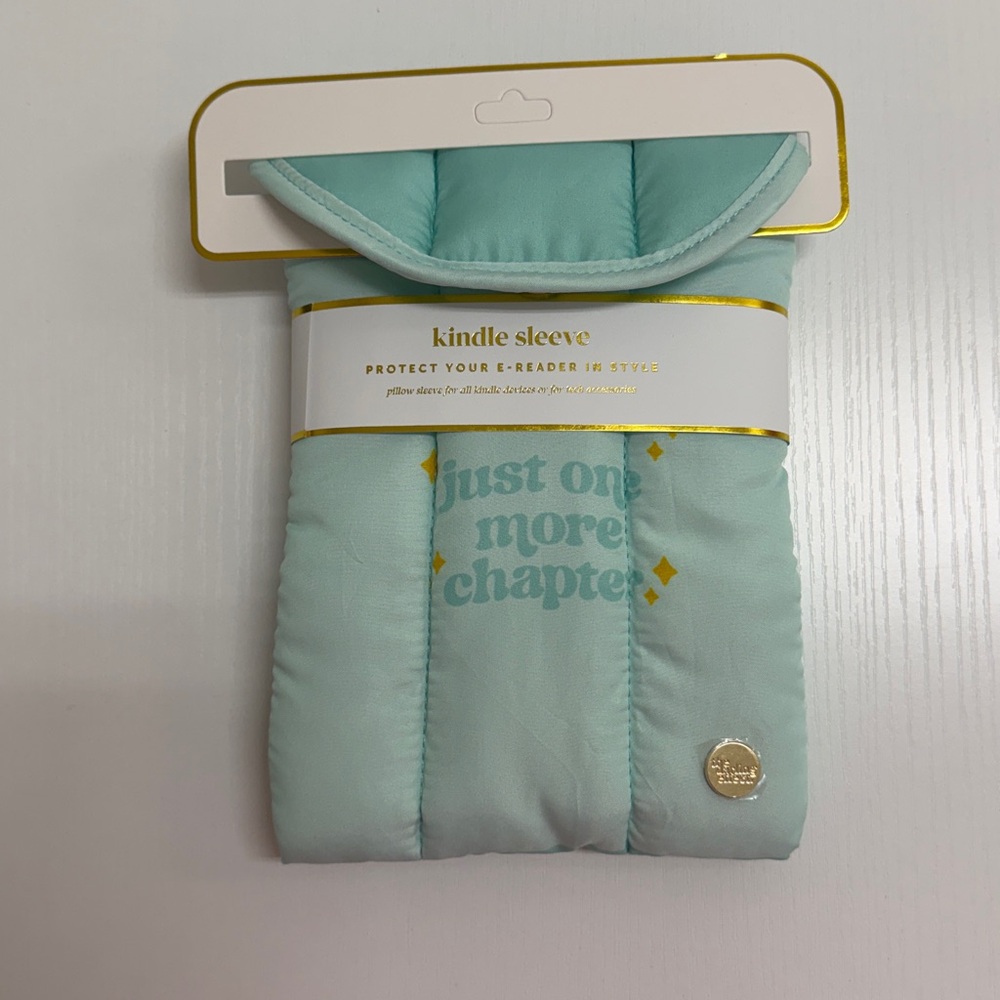 Kindle Sleeve in Mint by